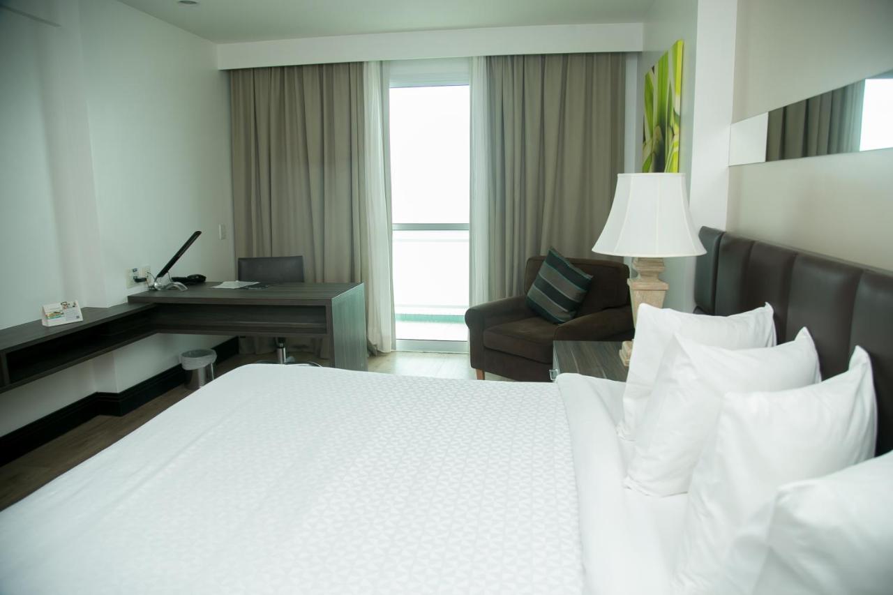 Mercure Macaé Kültér fotó